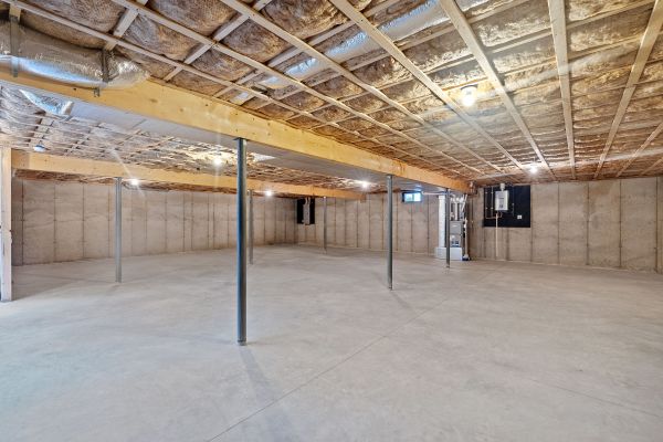 Basement Floor Installation in Crestview